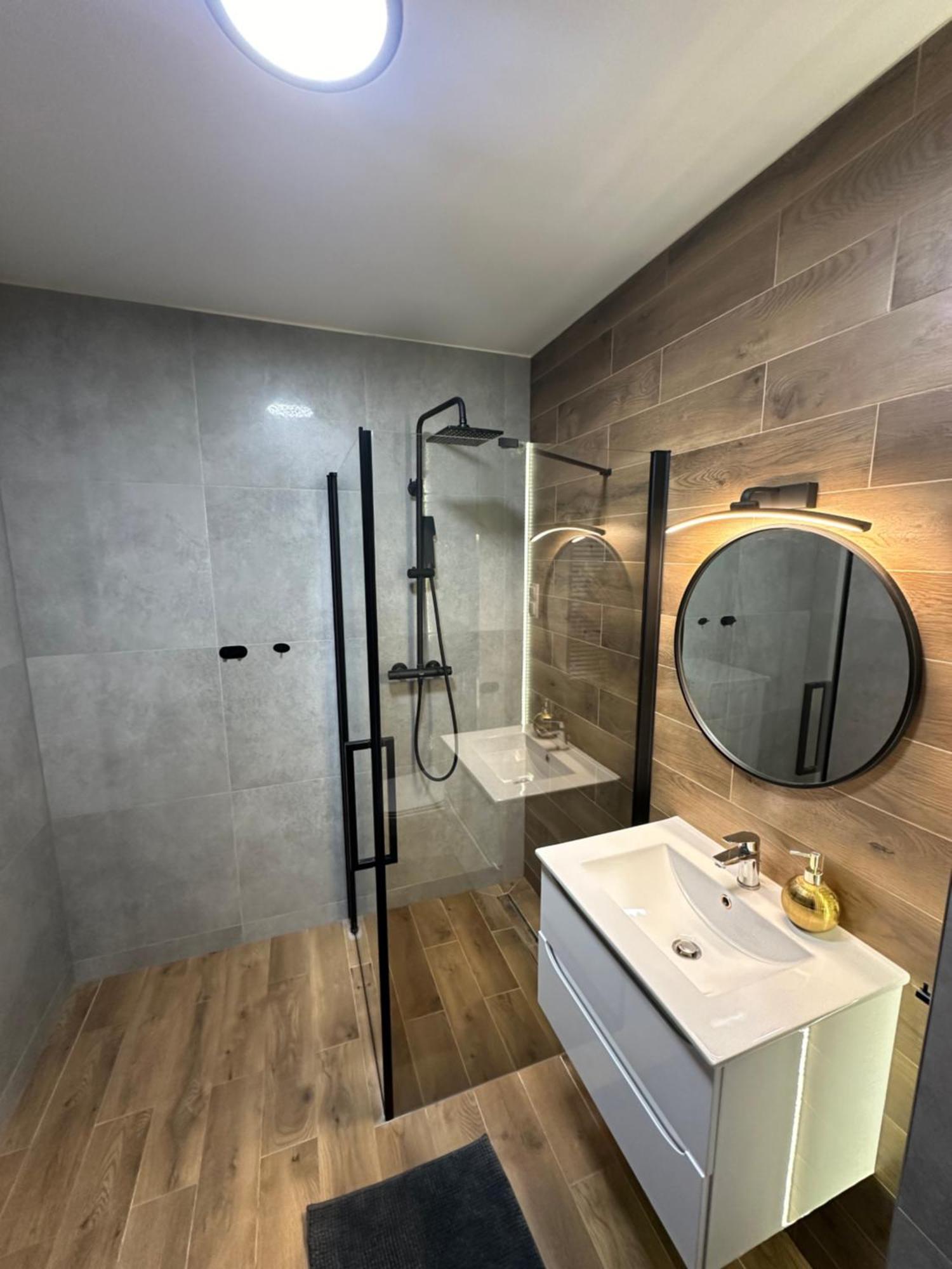 Apartament Osiedle Legionow 2 Kielce Esterno foto